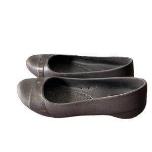 Crocs Womens Brown Ballet Flats Size 8